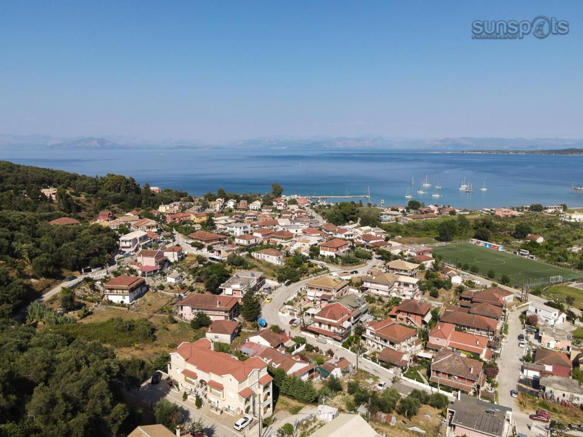 Villa Konstantina Petriti  Exterior photo
