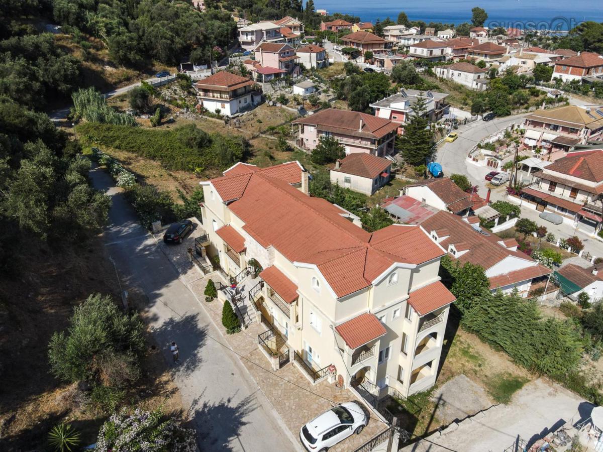 Villa Konstantina Petriti  Exterior photo