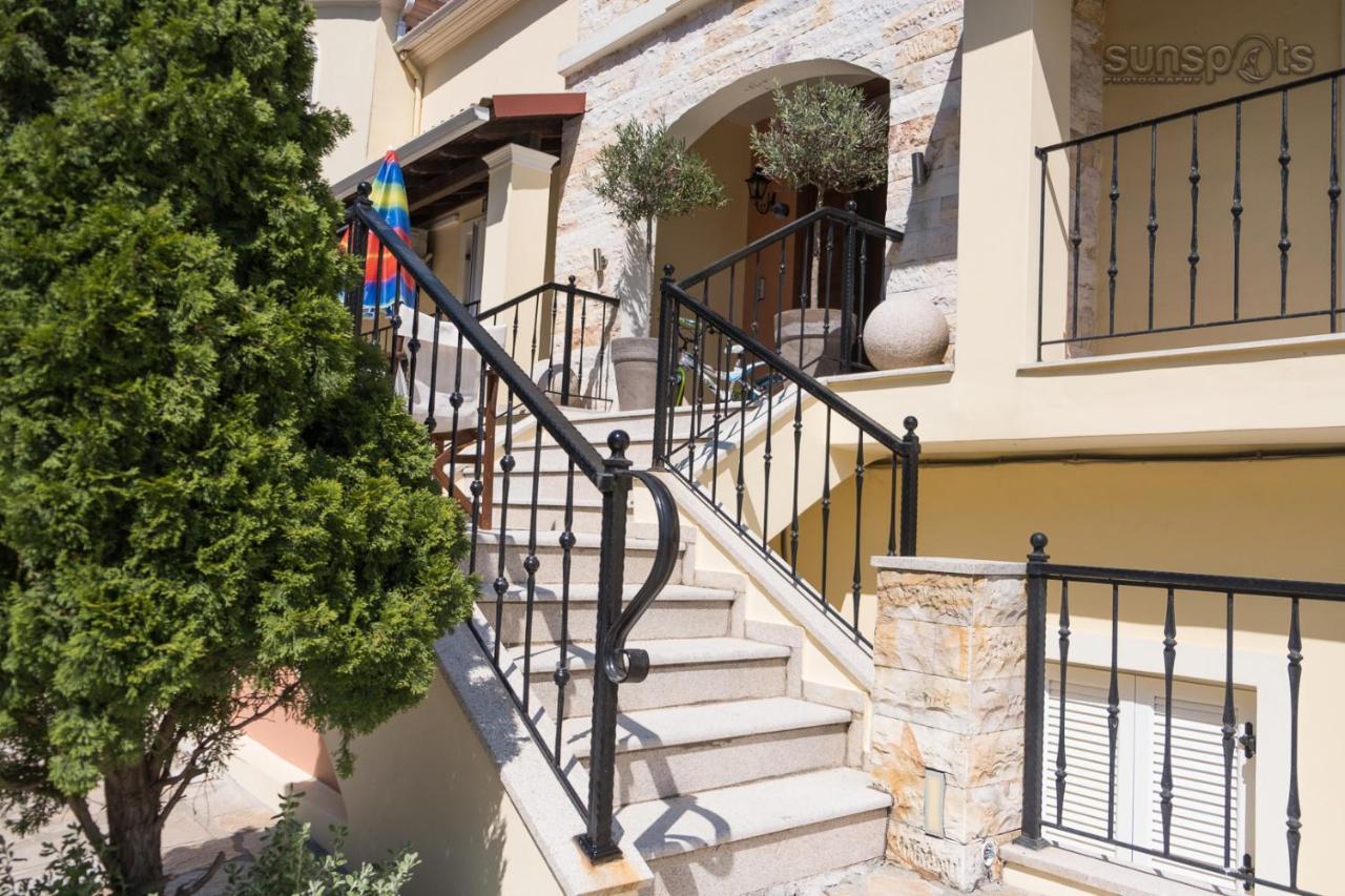 Villa Konstantina Petriti  Exterior photo